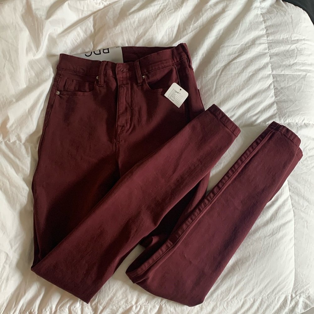 NEW WITH TAGS: BDG skinny jeans, high rise, plum, size 24W